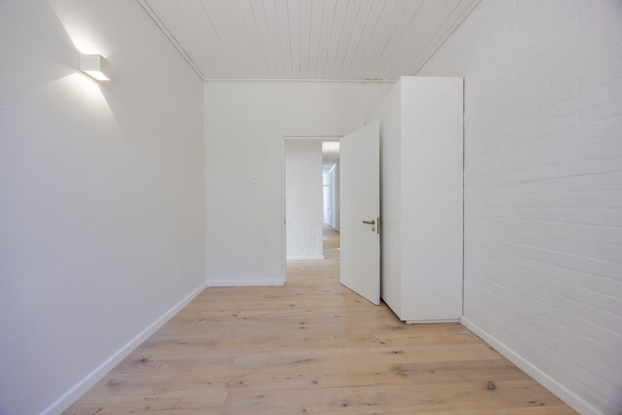 4 Bedroom Property for Sale in Milnerton Central Western Cape